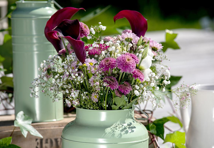 Schnittblumenstrauß in Vase